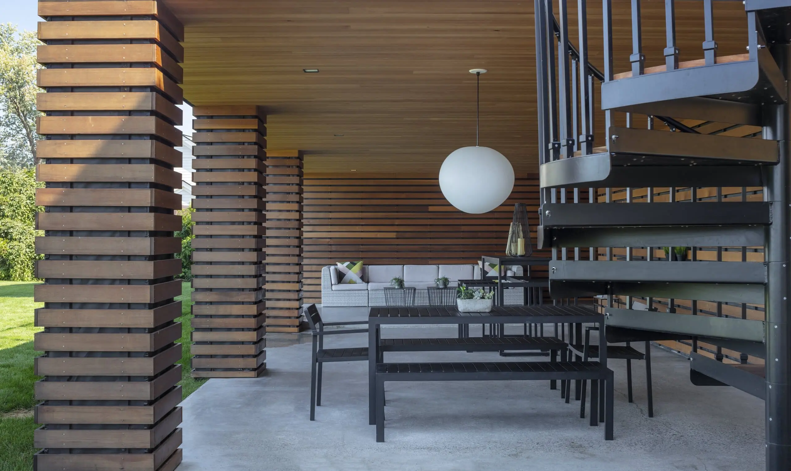 bayview-north-covered-seating