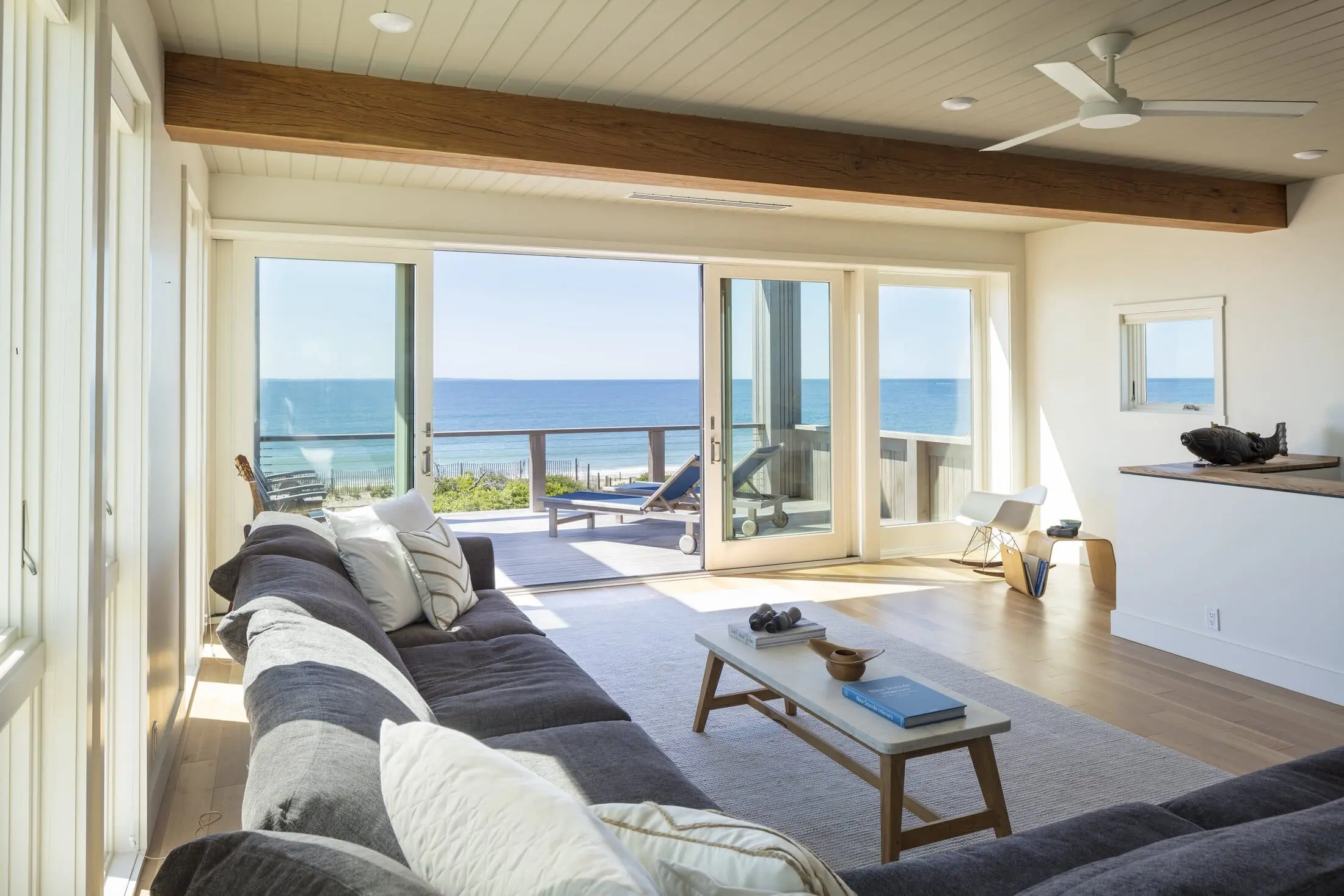 beach-living-room