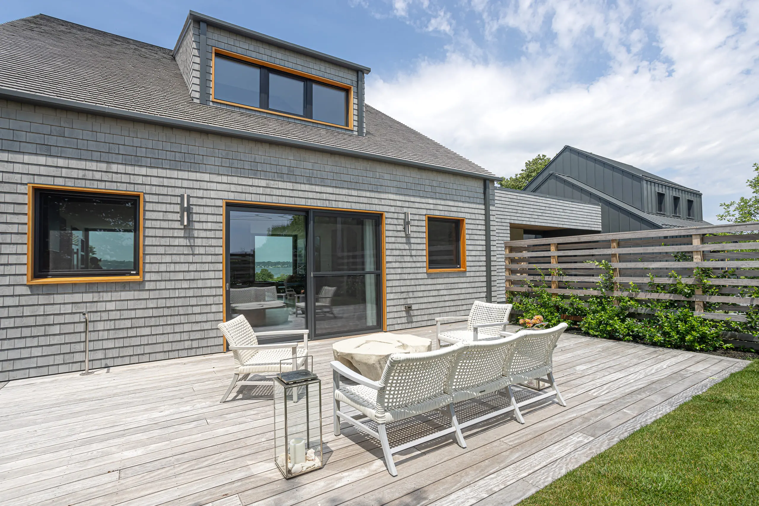 seapowet-front-deck-slider