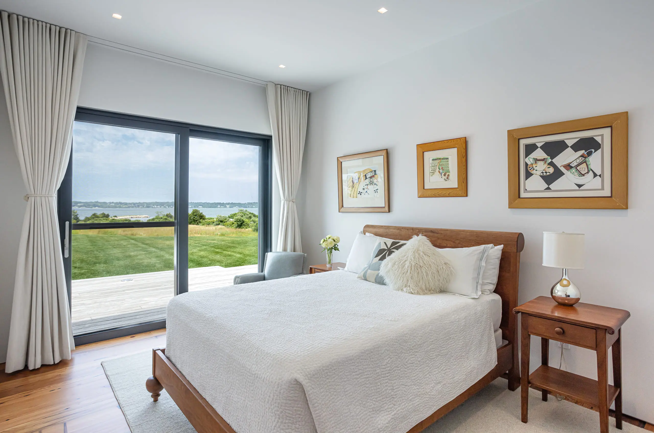 seapowet-master-bedroom