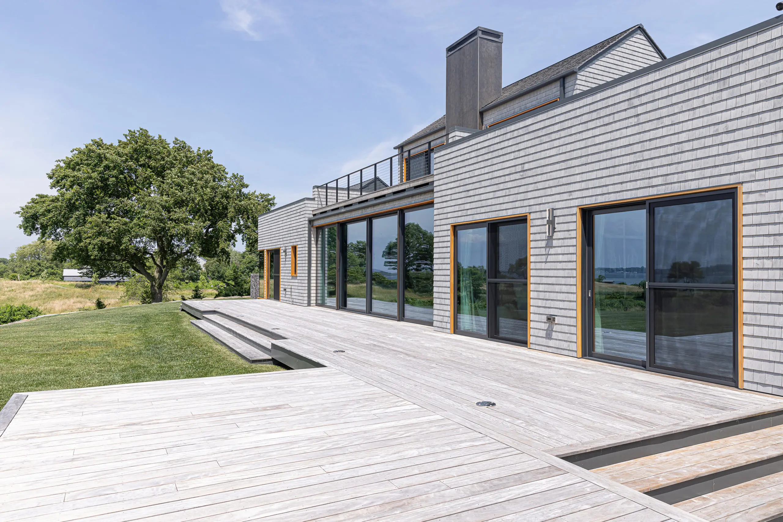 seapowet-pool-lower-deck-angled